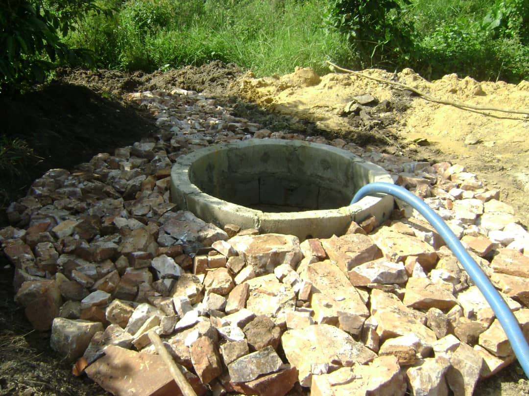 hand_dug_well_10.jpeg