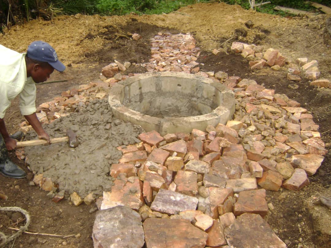 hand_dug_well_11.jpeg