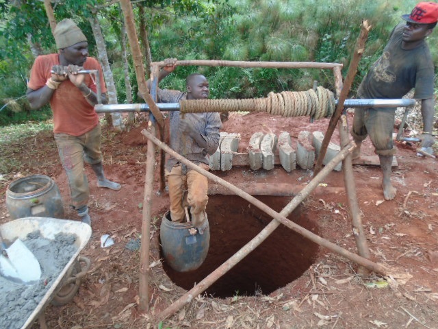 hand_dug_well_7.jpeg